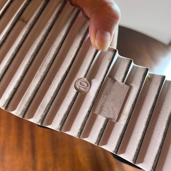 R2 Women’s Cork Platform Sandal - 10 - Picture 8 of 8